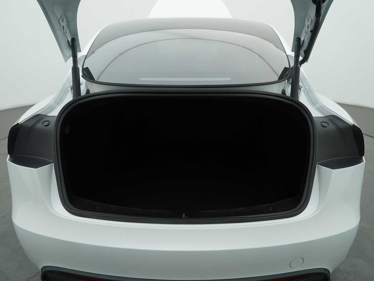 used 2023 Tesla Model 3 Standard Range 