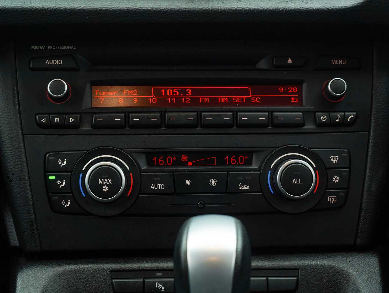 terpakai 2011 BMW X1 sDrive18i 2.0