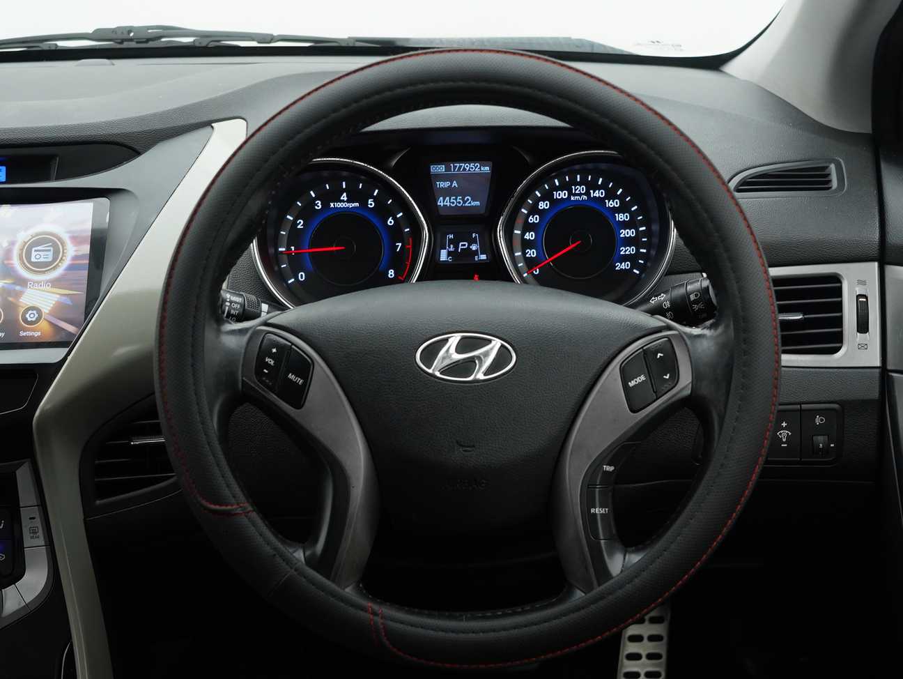 used 2014 Inokom Elantra  1.6