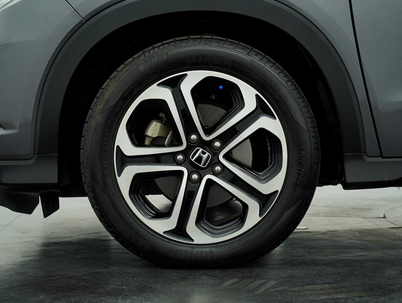 terpakai 2018 Honda HR-V i-VTEC V 1.8