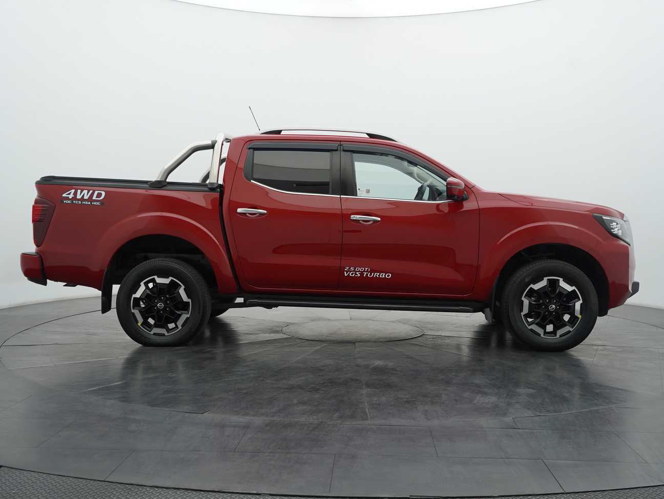 terpakai 2022 Nissan Navara VL Dual Cab 2.5