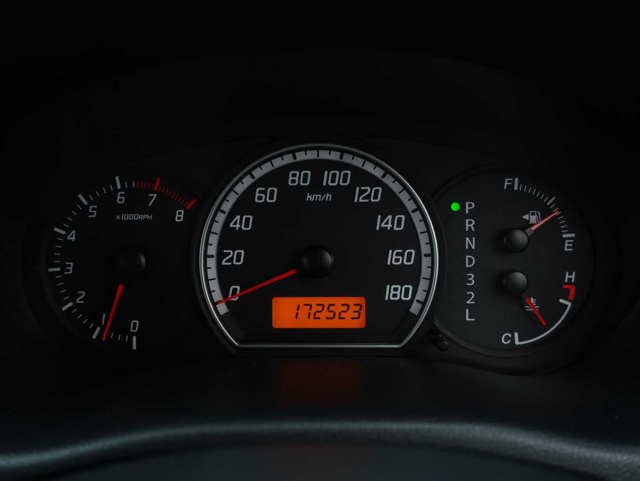 terpakai 2012 Suzuki Swift GX 1.5