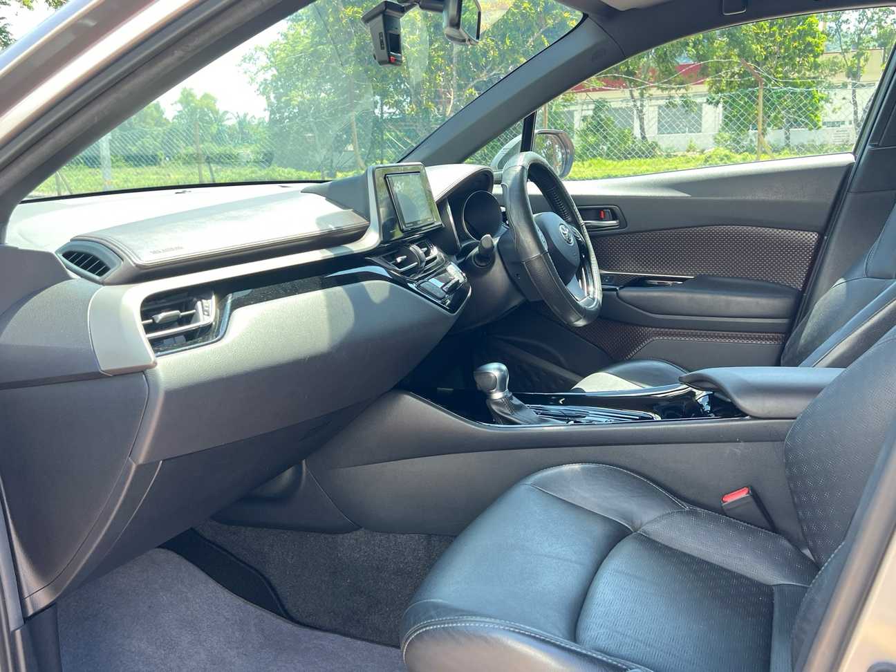 terpakai 2018 Toyota C-HR  1.8