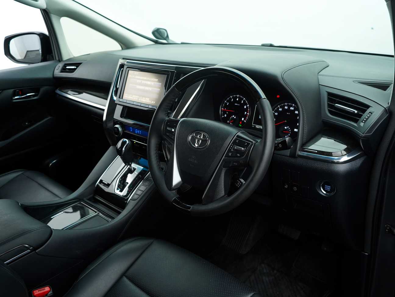 used 2016 Toyota Vellfire ZG 2.5