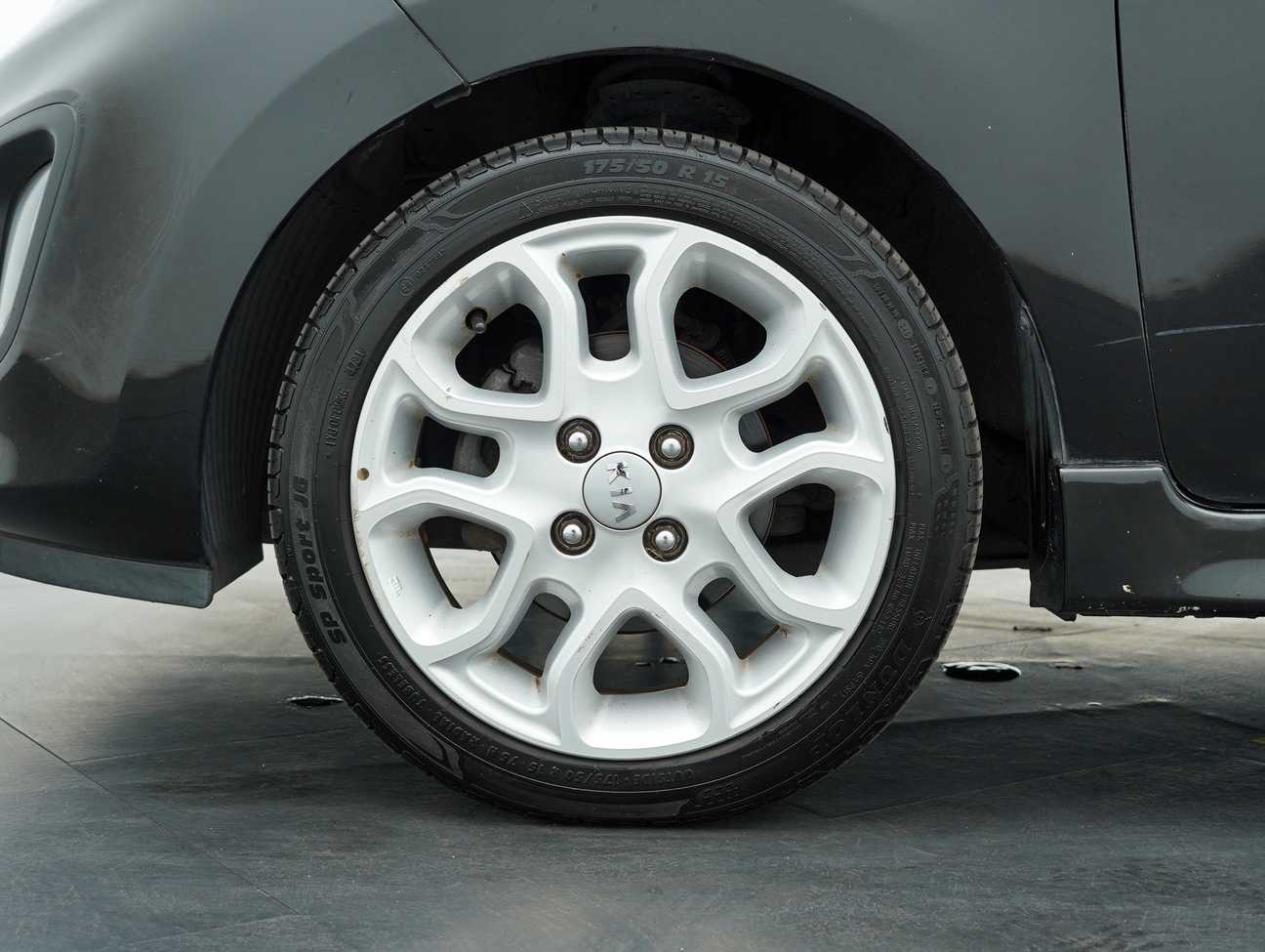 terpakai 2014 Kia Picanto  1.2