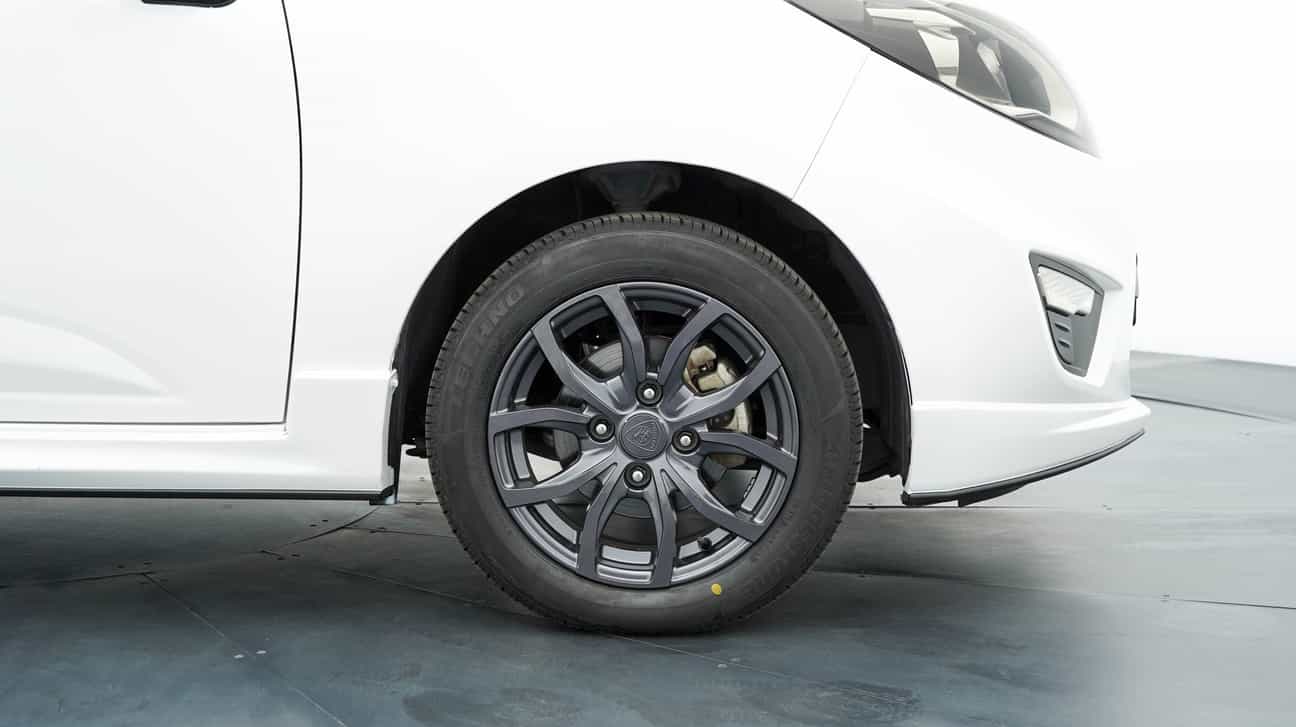 used 2014 Proton IRIZ PREMIUM 1.6