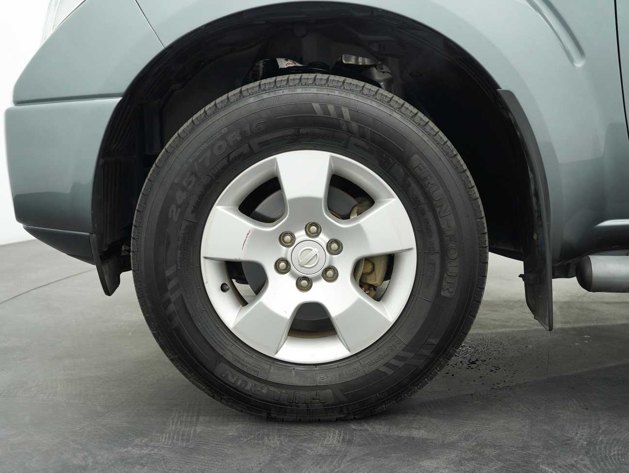 used 2015 Nissan NAVARA 4X2 2.5