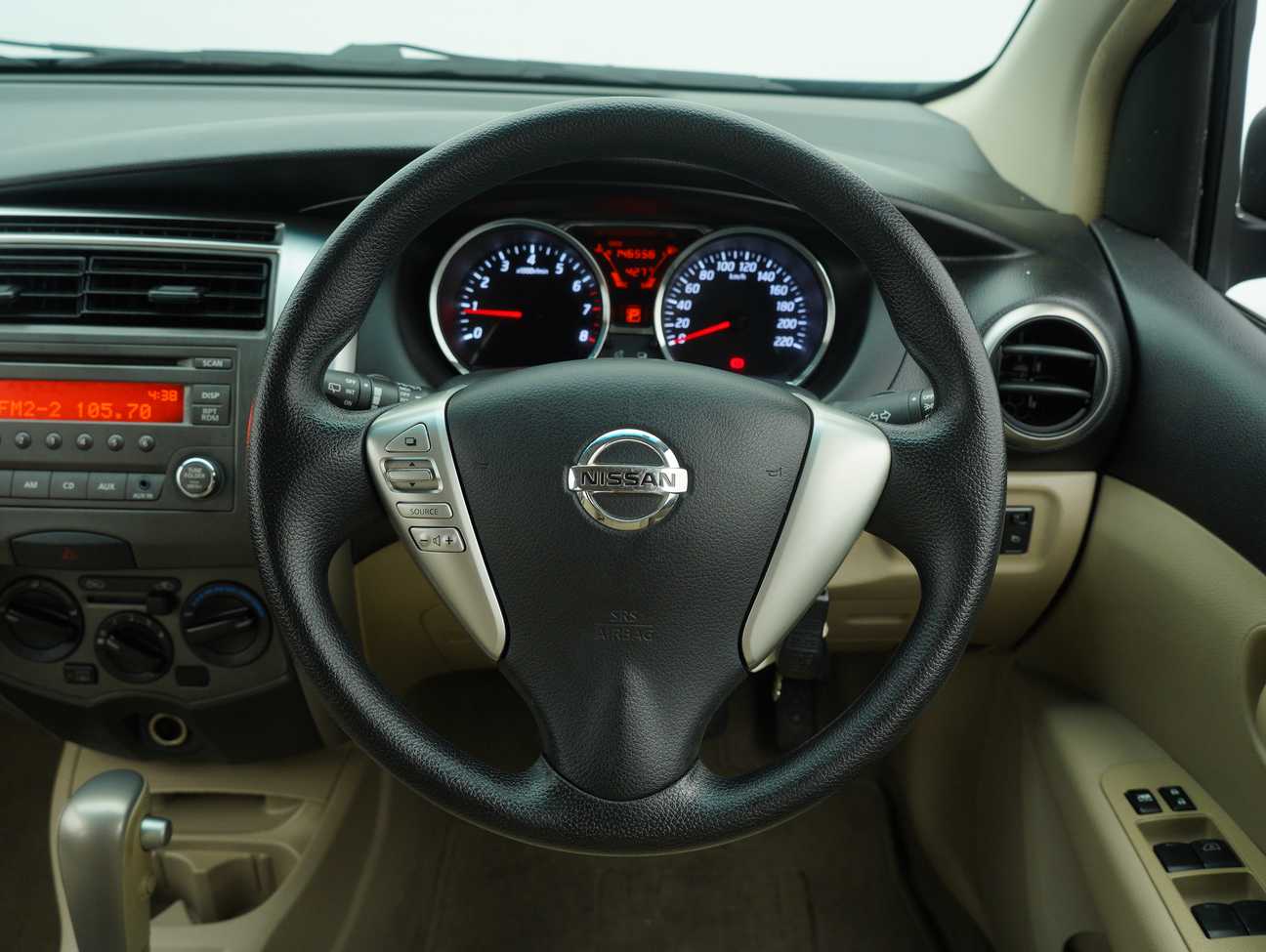 used 2015 Nissan Grand Livina Comfort 1.6