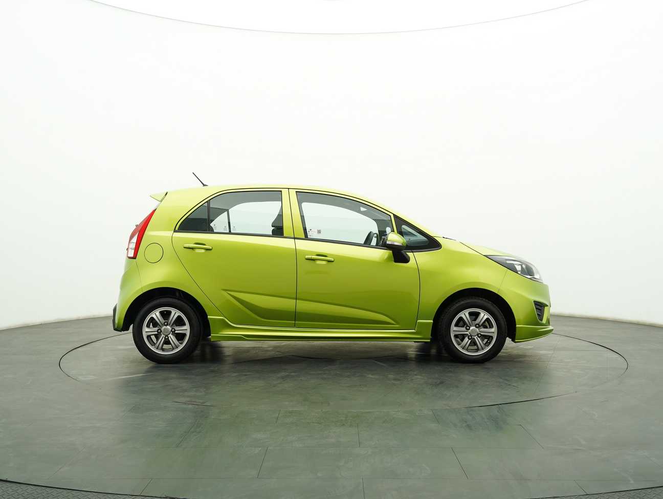 used 2015 Proton Iriz Executive 1.3