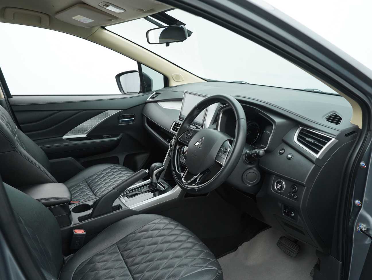 used 2022 Mitsubishi Xpander  1.5