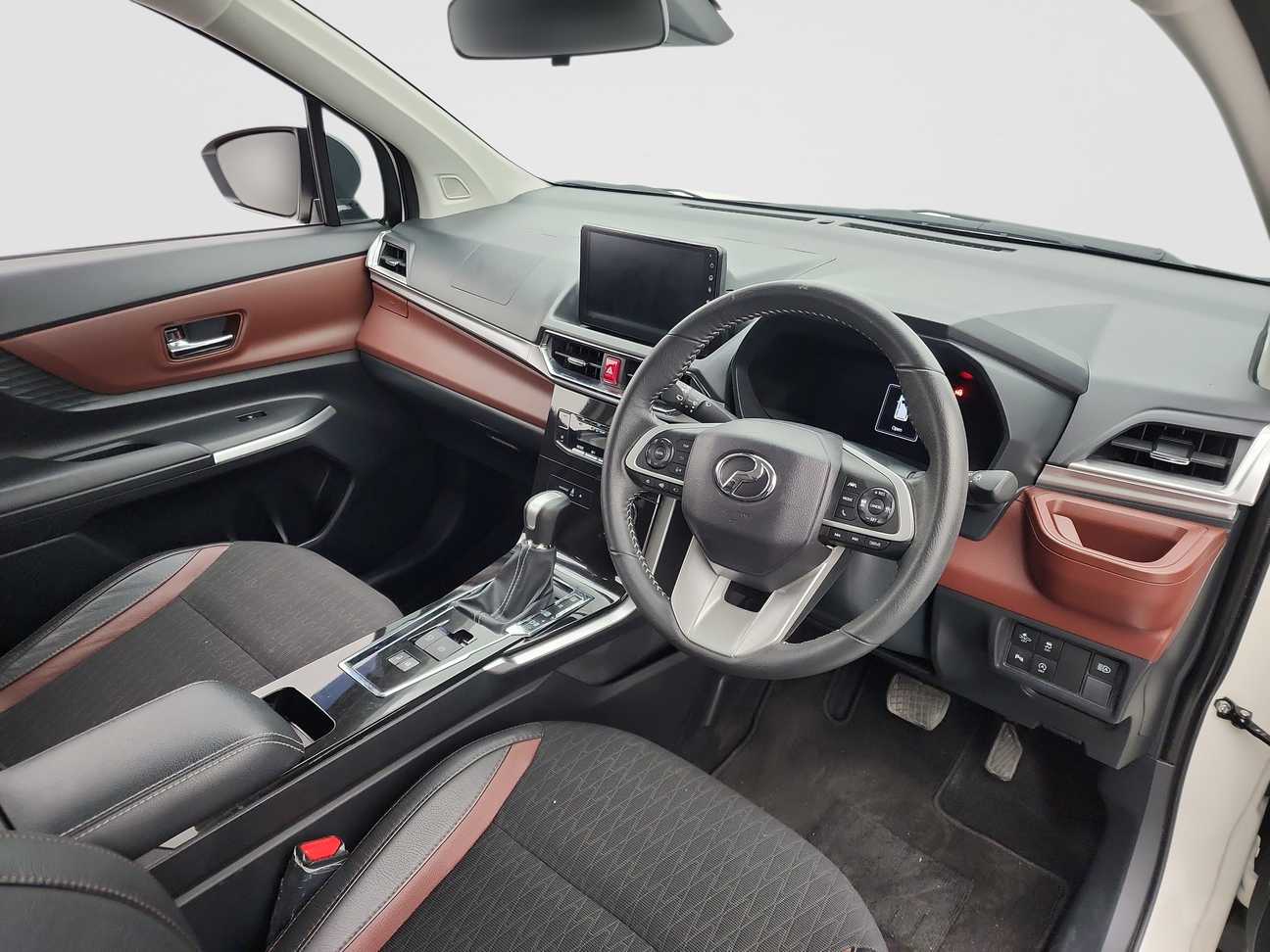 used 2024 Perodua Alza AV 1.5