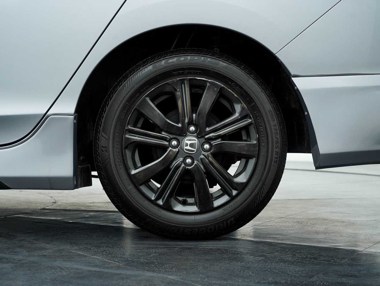 terpakai 2019 Honda City E 1.5