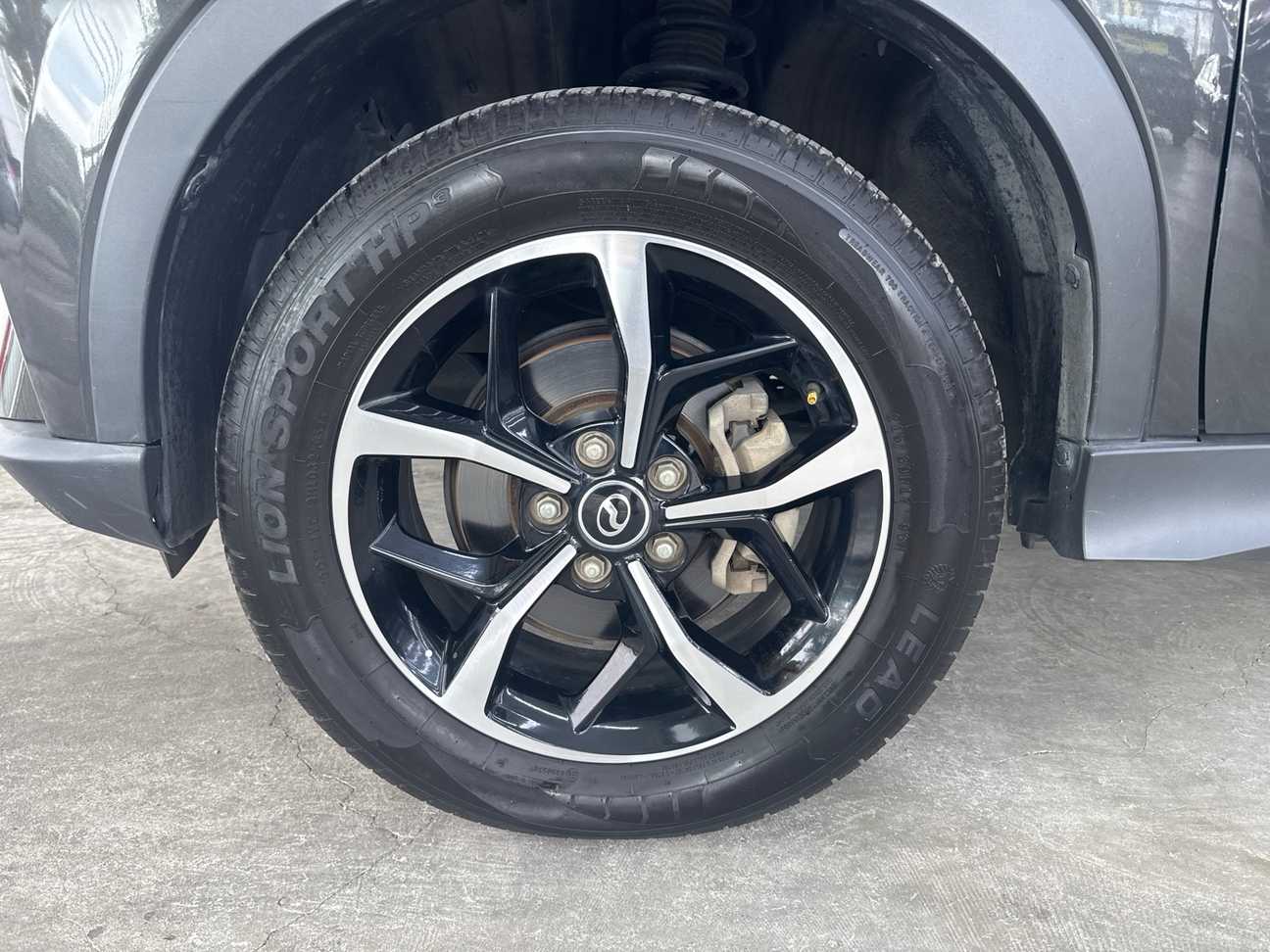 used 2020 Perodua Aruz X 1.5