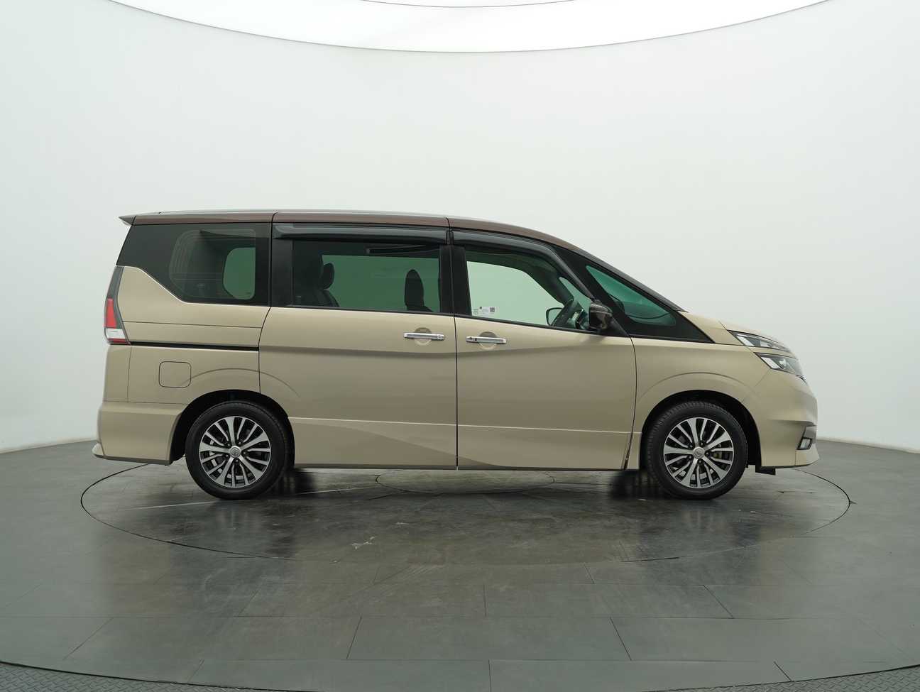 terpakai 2018 Nissan Serena S-Hybrid High-Way Star Premium 2.0