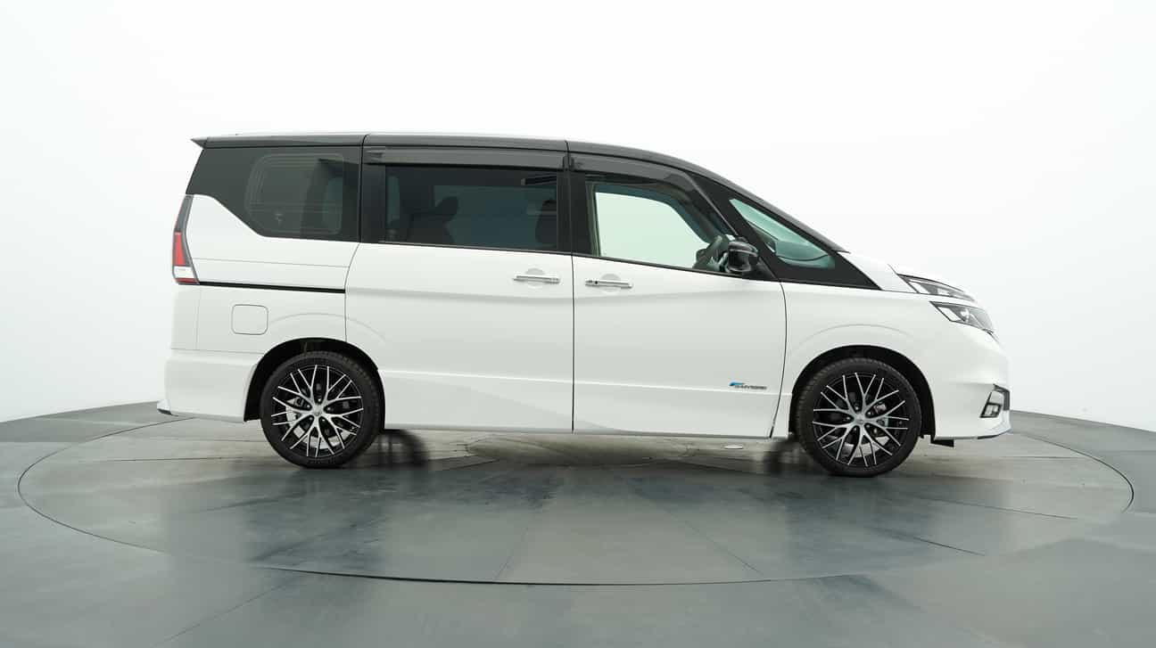 used 2021 Nissan SERENA S-HYBRID HIGH-WAY STAR (CKD) 2.0