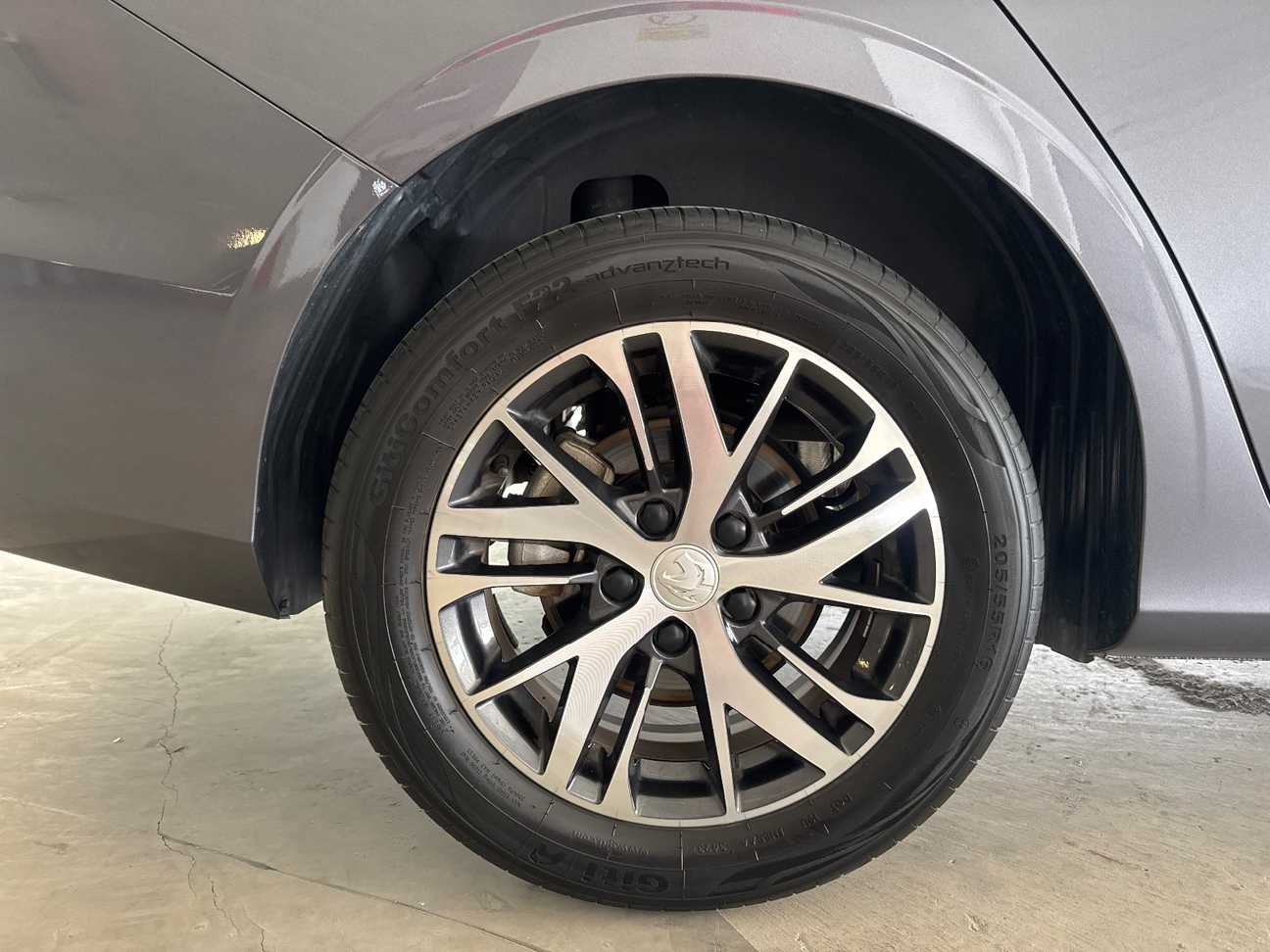used 2024 Proton S70 Premium 1.5