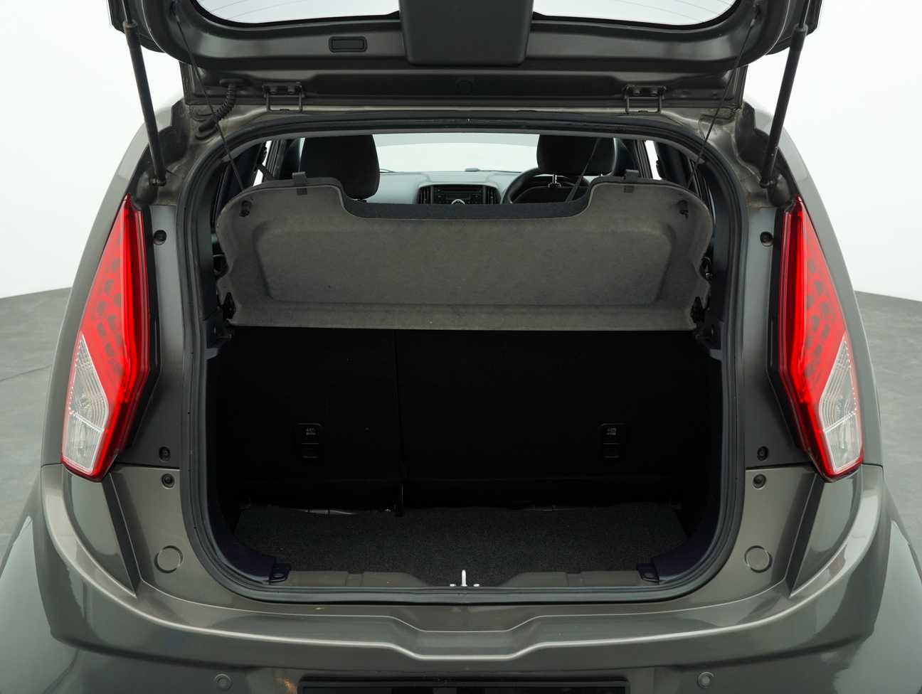 used 2015 Proton Iriz Standard 1.3