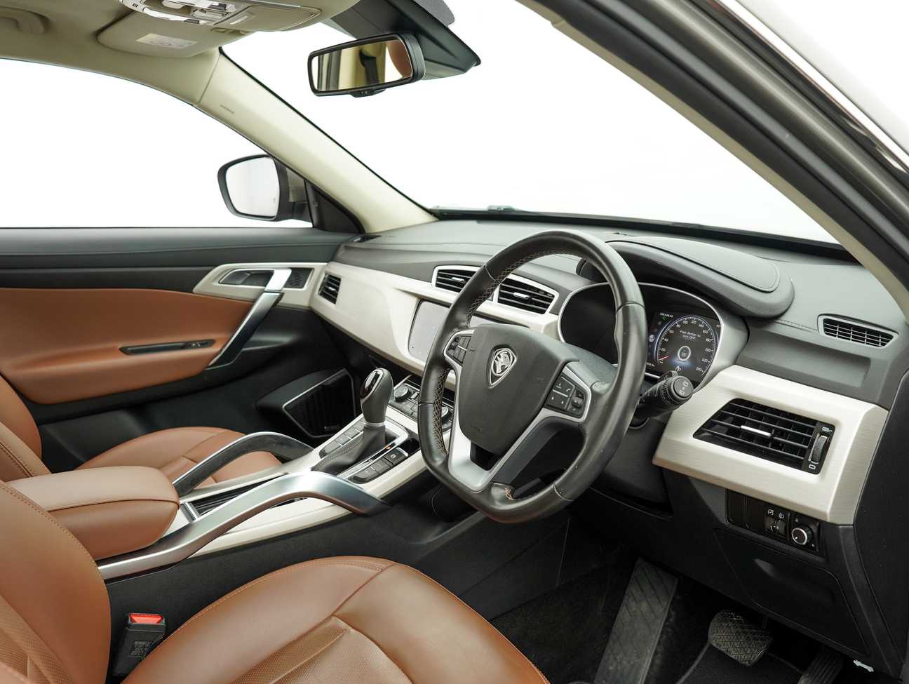 used 2019 Proton X70 Premium 1.8