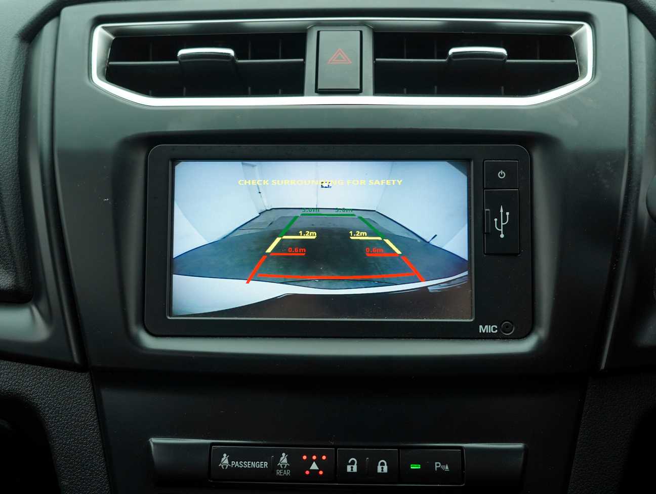 terpakai 2020 Perodua Aruz X 1.5