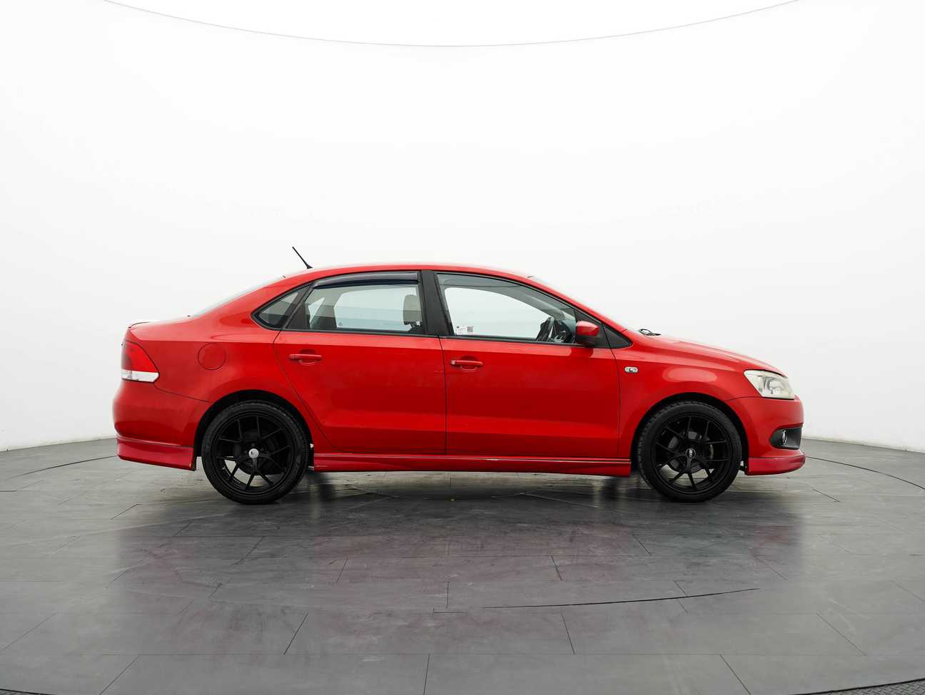 terpakai 2013 Volkswagen Polo  1.6