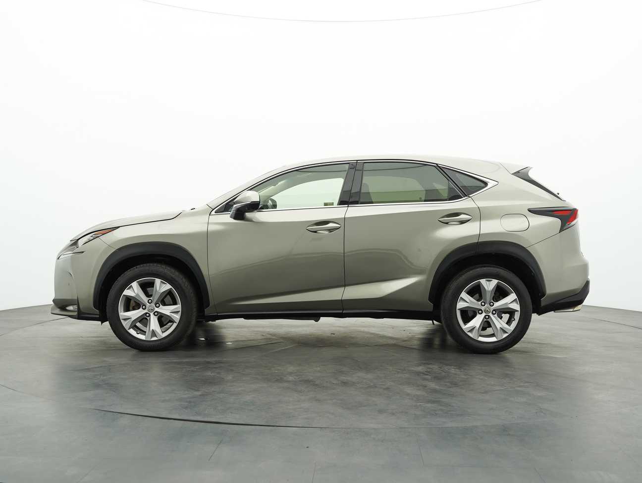 used 2015 Lexus NX200T Luxury 2.0