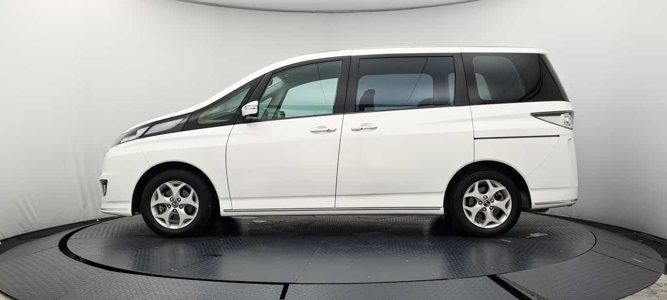 used 2017 Mazda BIANTE SKYACTIV-G 2.0