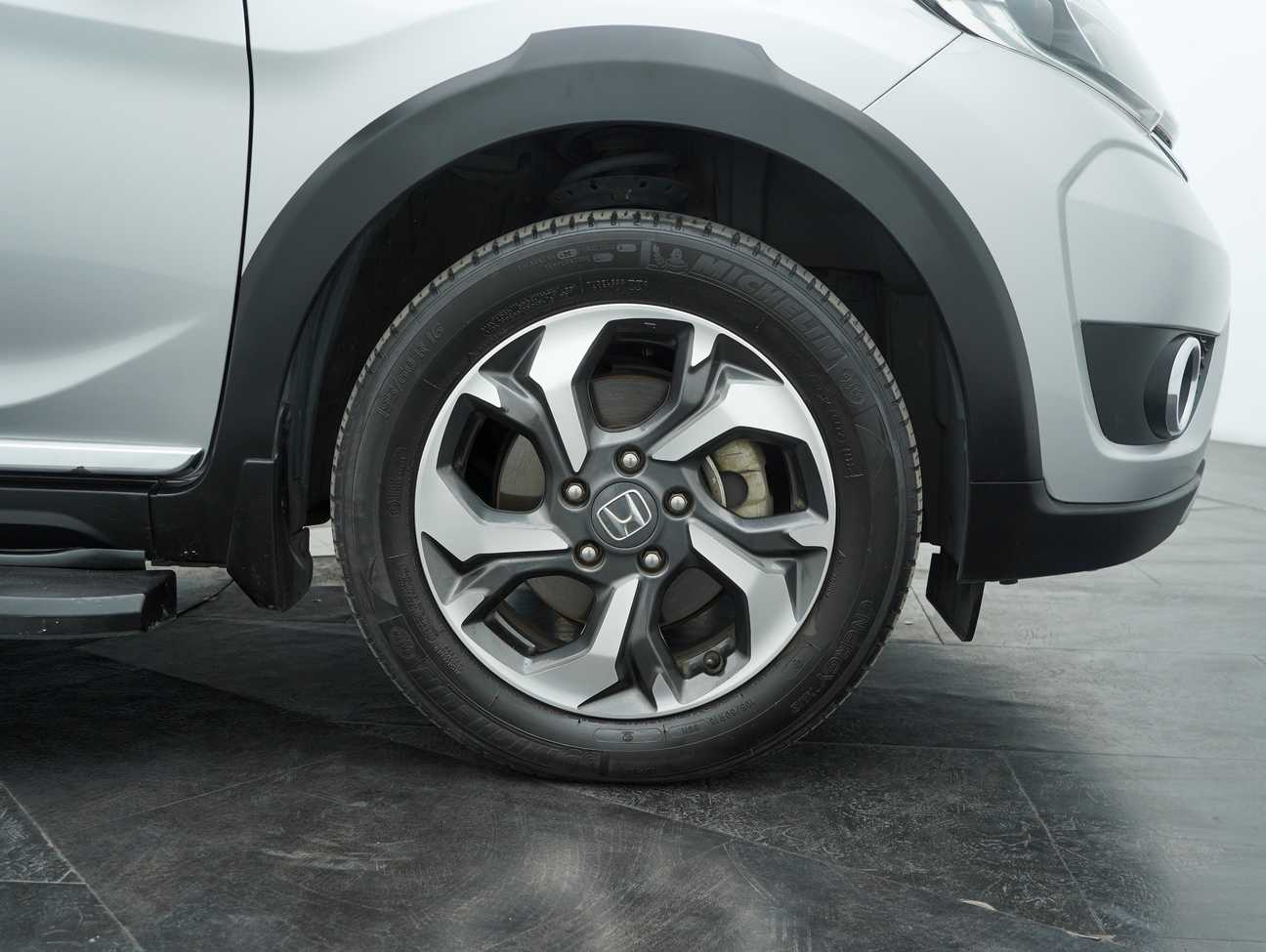 used 2019 Honda BR-V V 1.5