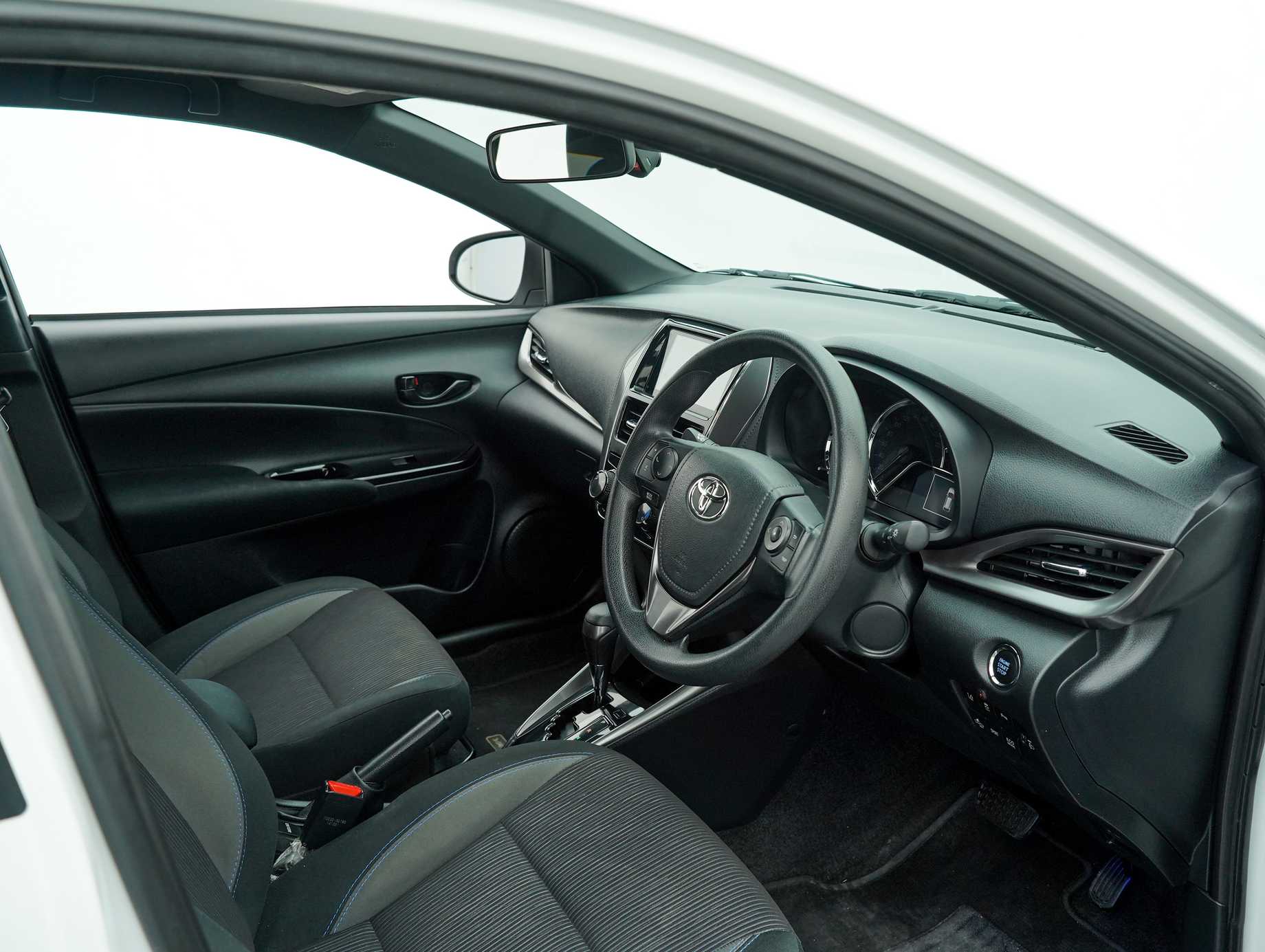 terpakai 2021 Toyota Yaris E 1.5