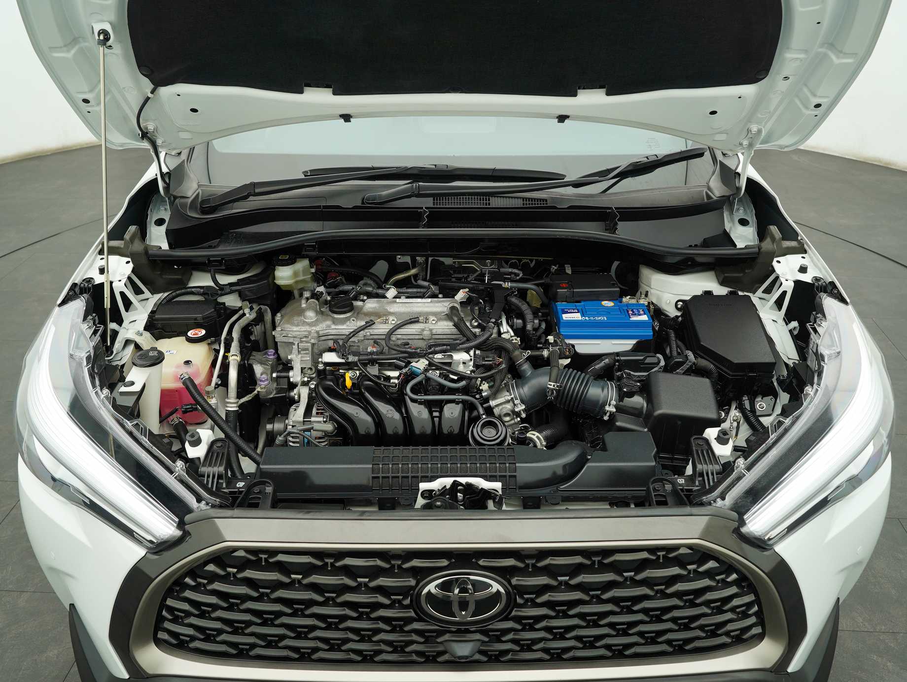 used 2021 Toyota Corolla Cross V 1.8