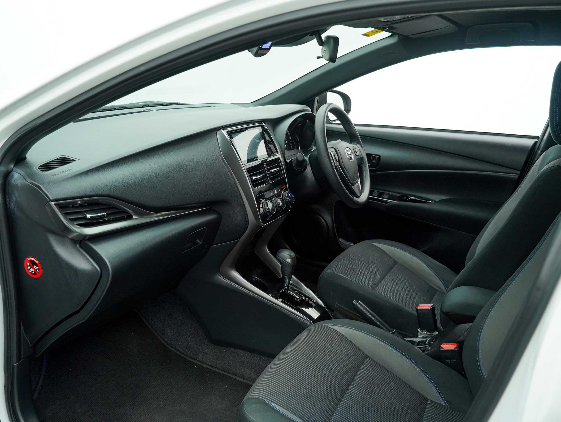 terpakai 2021 Toyota Yaris E 1.5