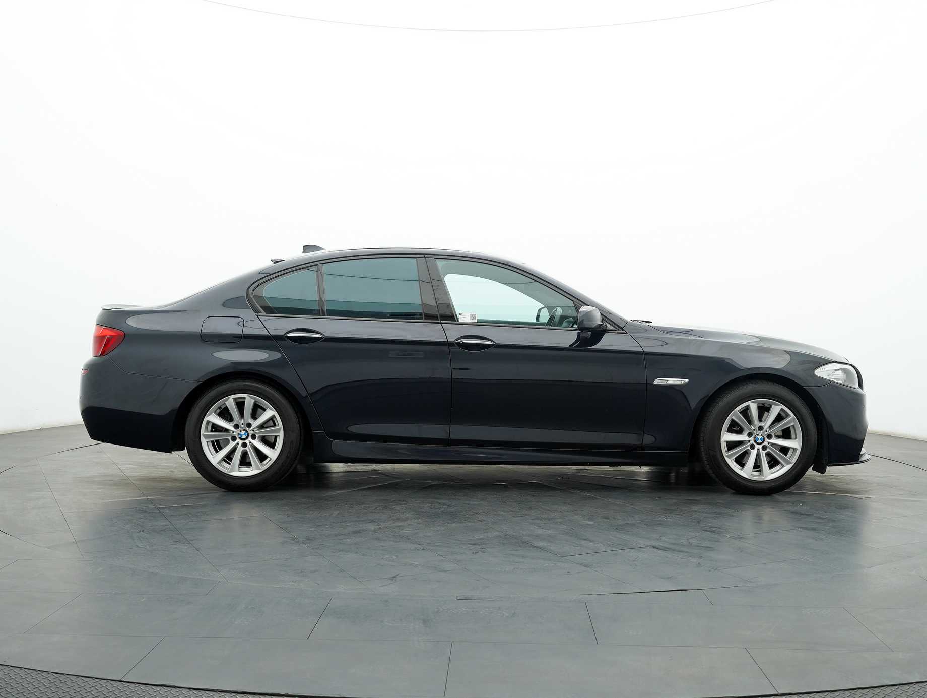 used 2011 BMW 523i M Sport 2.5