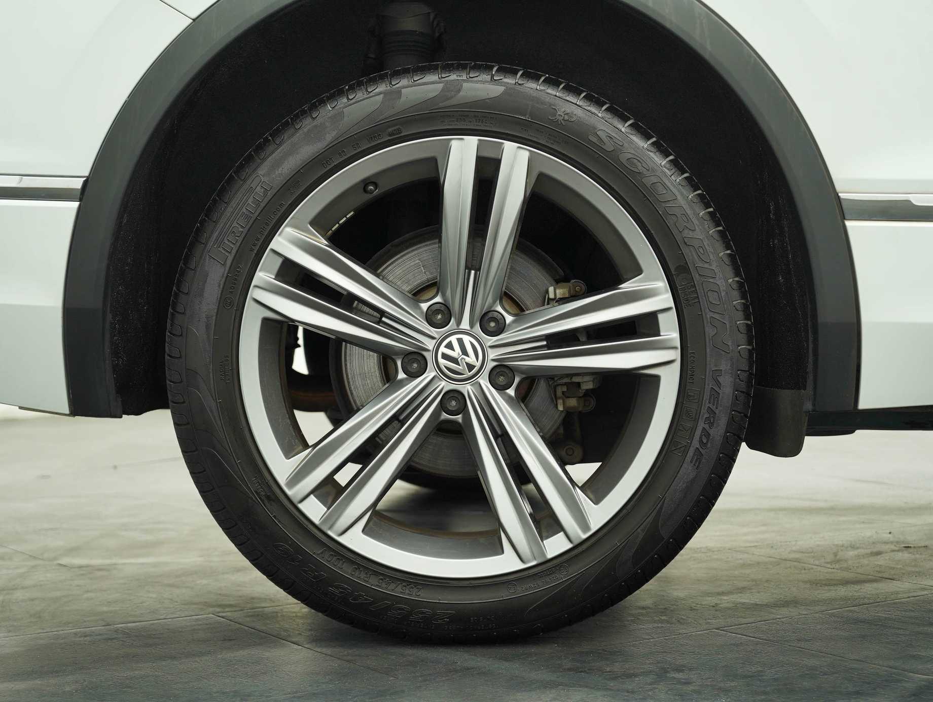 used 2020 Volkswagen Tiguan Allspace R-Line 4MOTION 2.0