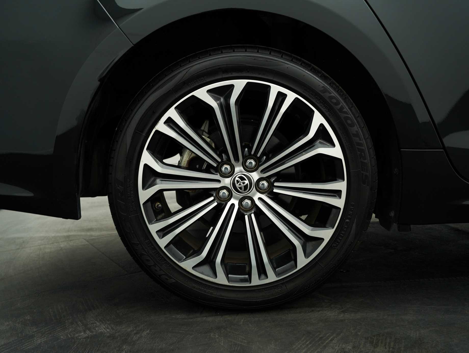 used 2019 Toyota Corolla Altis G 1.8