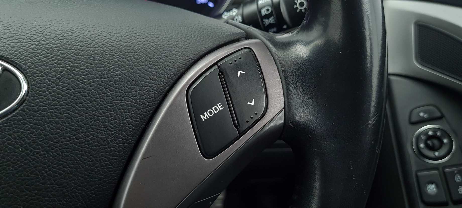 used 2014 Inokom ELANTRA  1.6