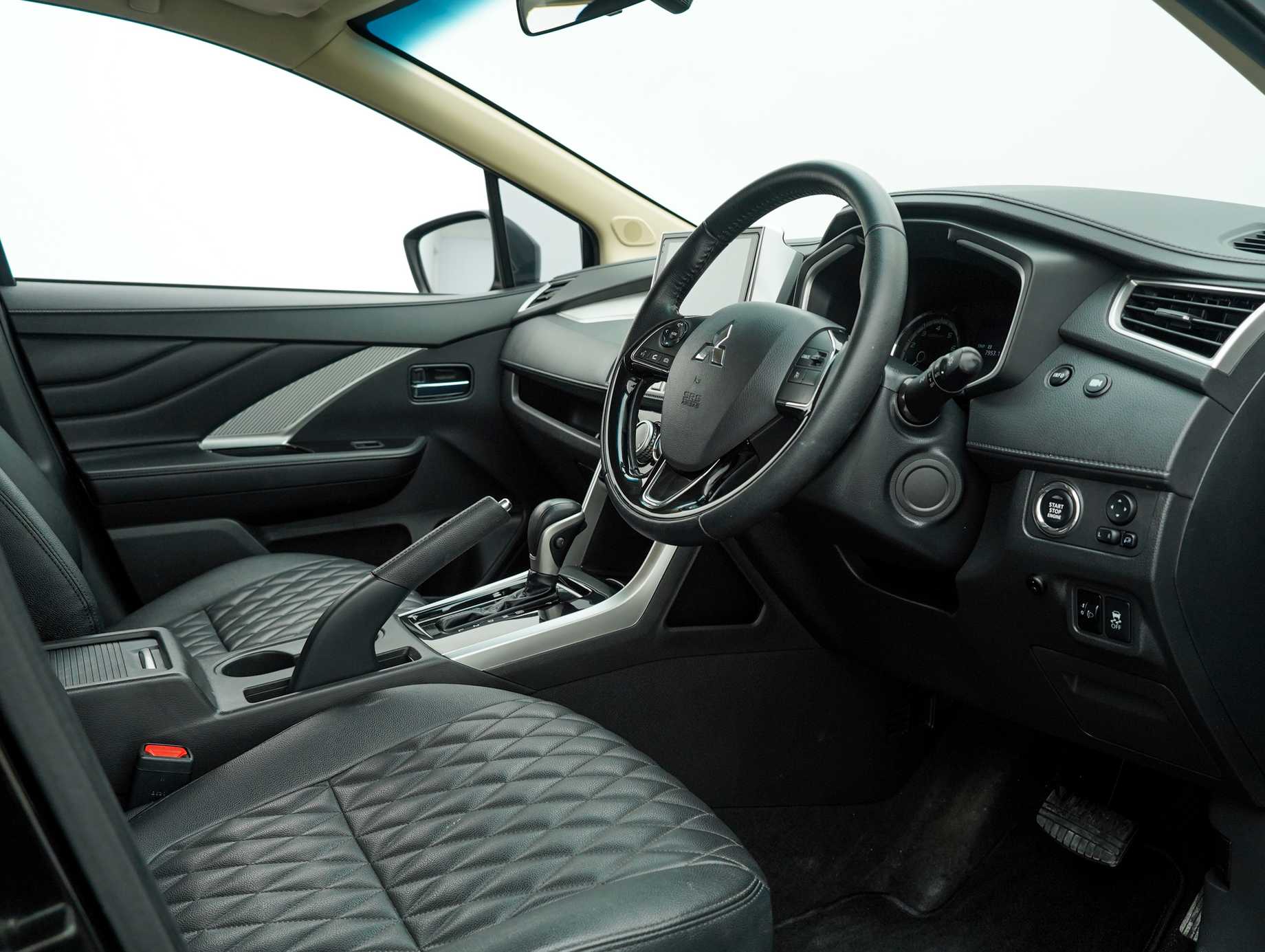 used 2022 Mitsubishi Xpander  1.5