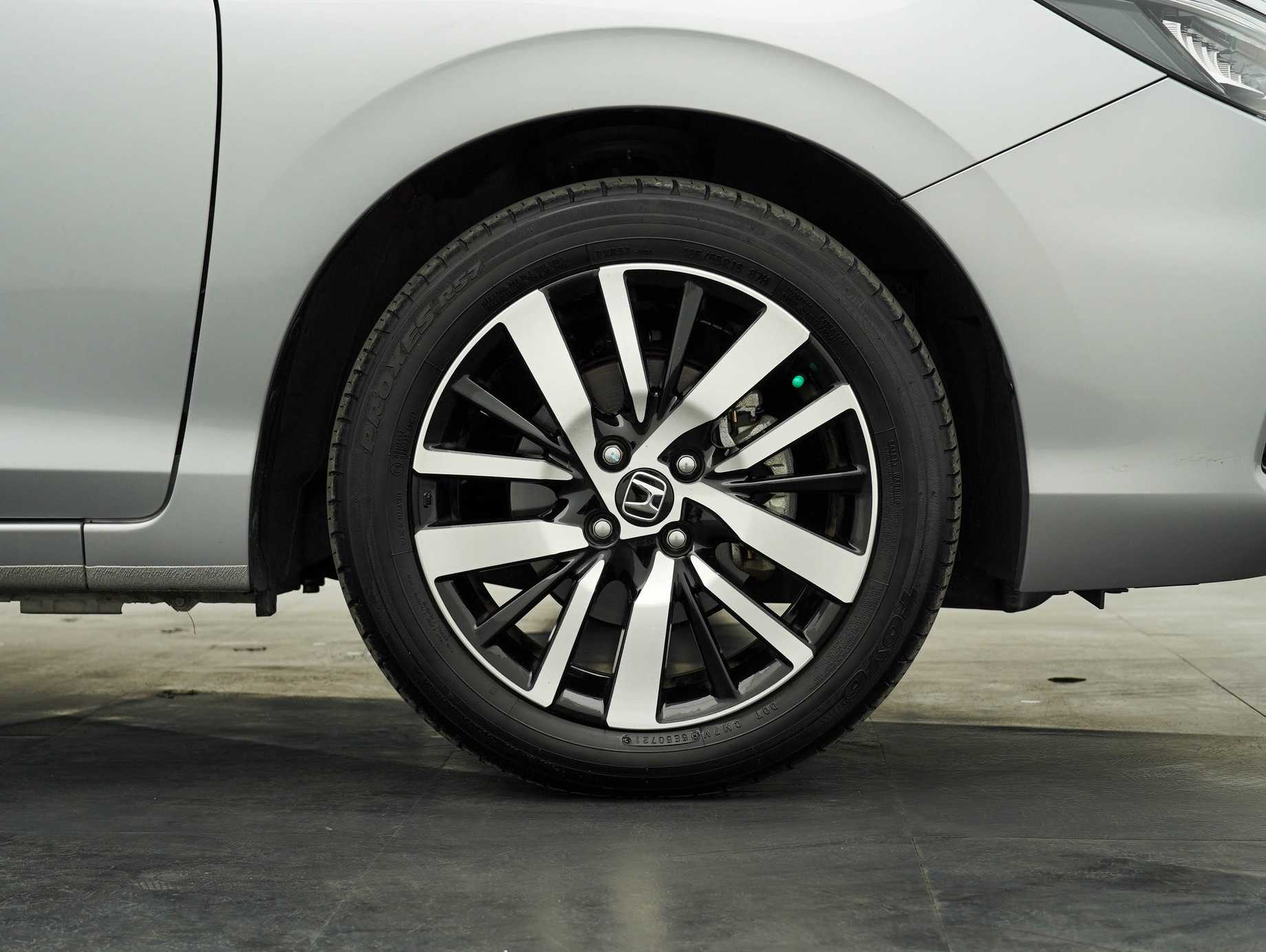 used 2021 Honda City V i-VTEC 1.5