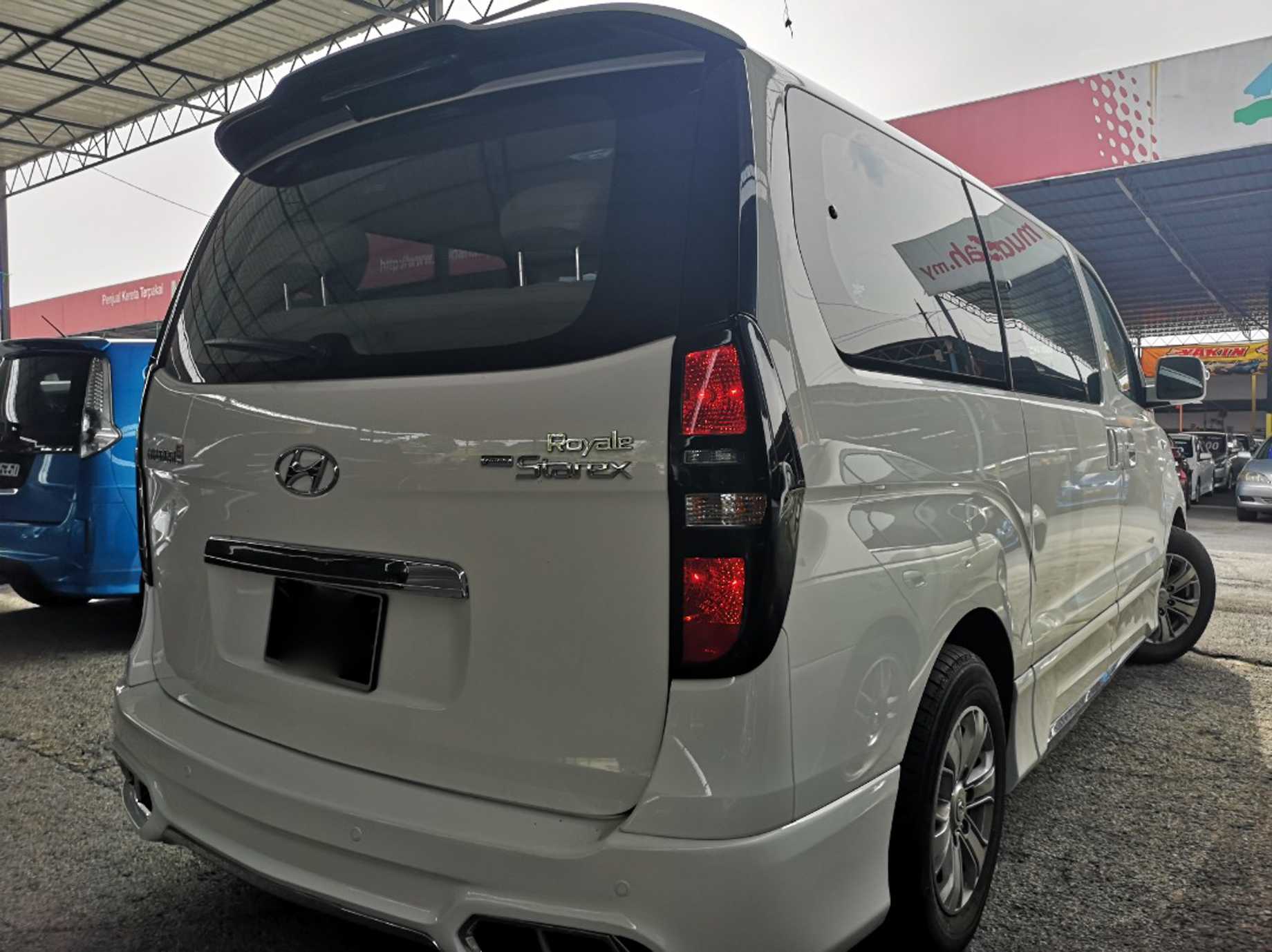 used 2017 Hyundai GRAND STAREX ROYALE 2.5