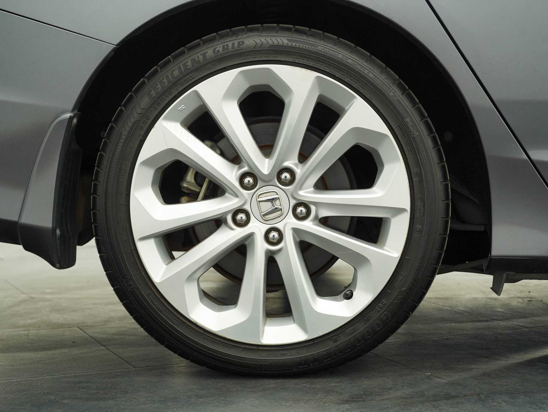 used 2013 Honda Accord i-VTEC VTi-L 2.4