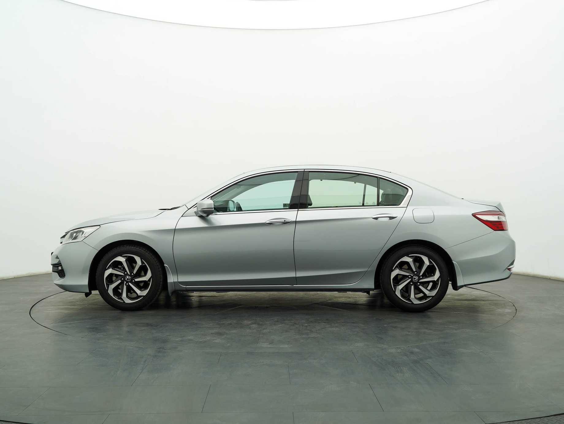 used 2018 Honda Accord i-VTEC VTi-L 2.0