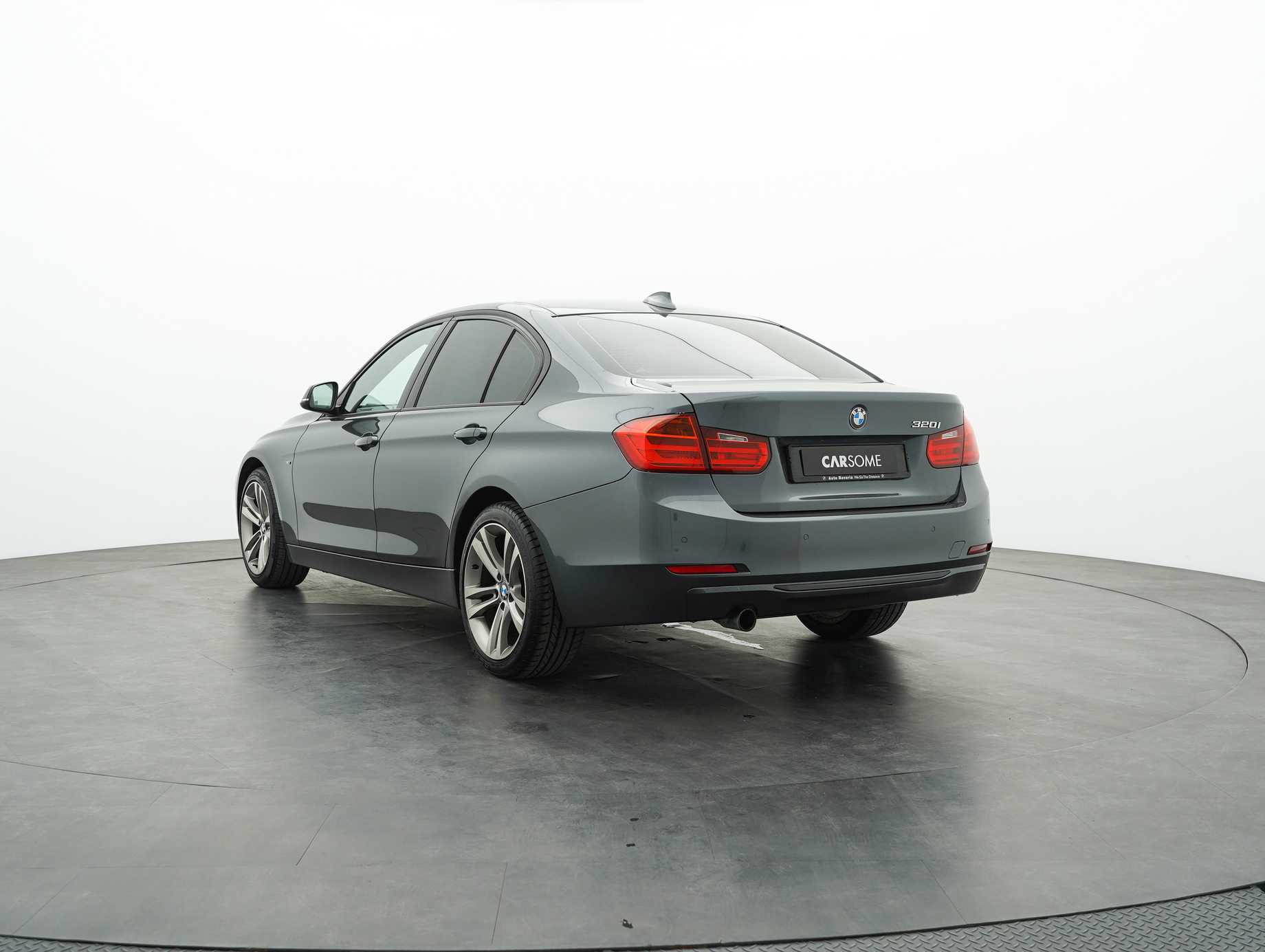used 2015 BMW 320i Sport Line 2.0
