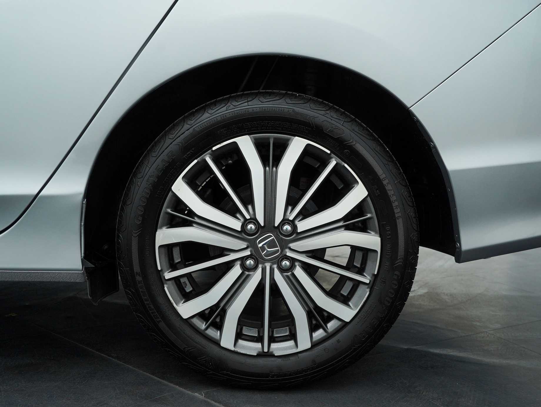 used 2019 Honda City V i-VTEC 1.5