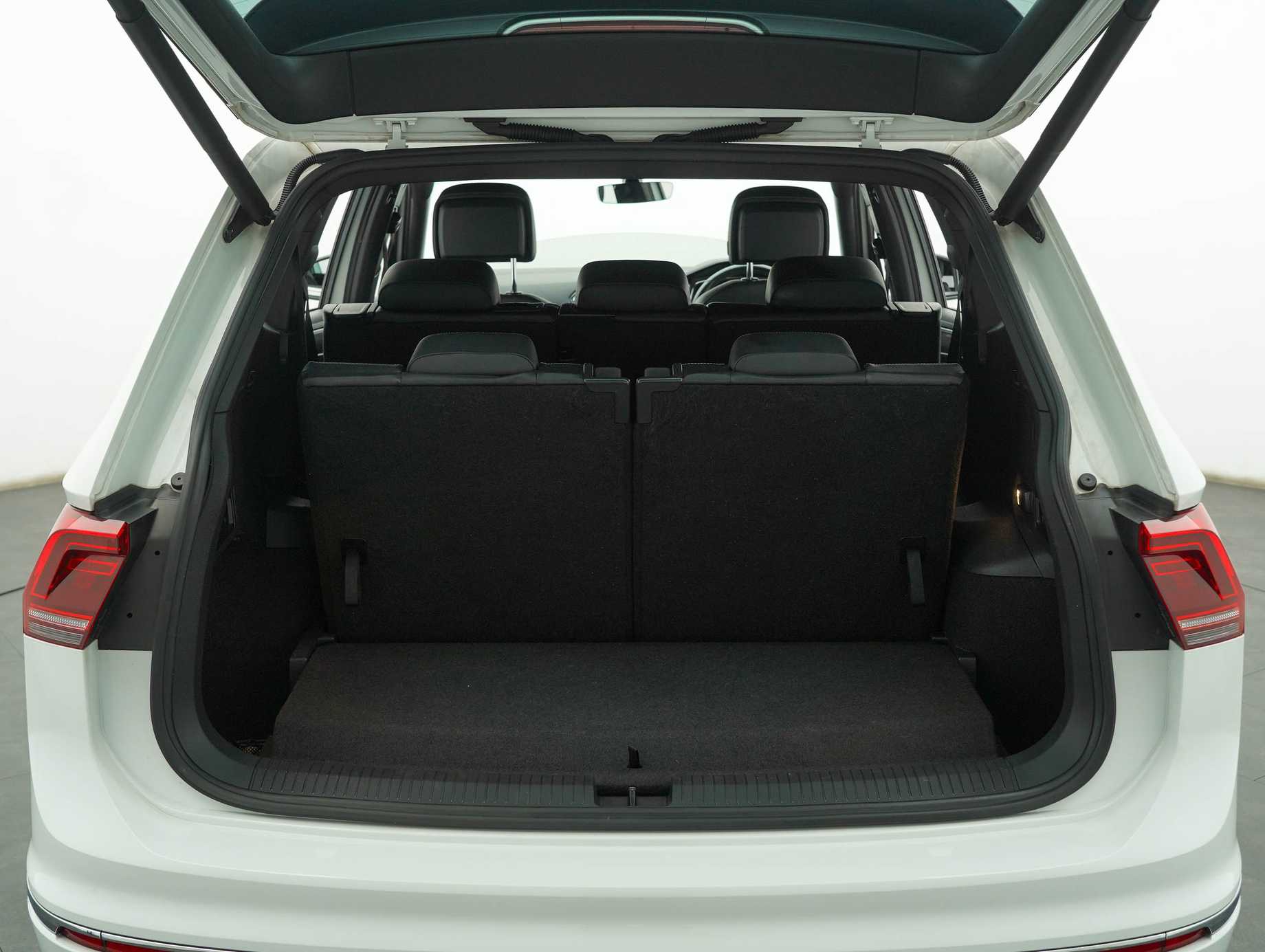 used 2020 Volkswagen Tiguan Allspace R-Line 4MOTION 2.0