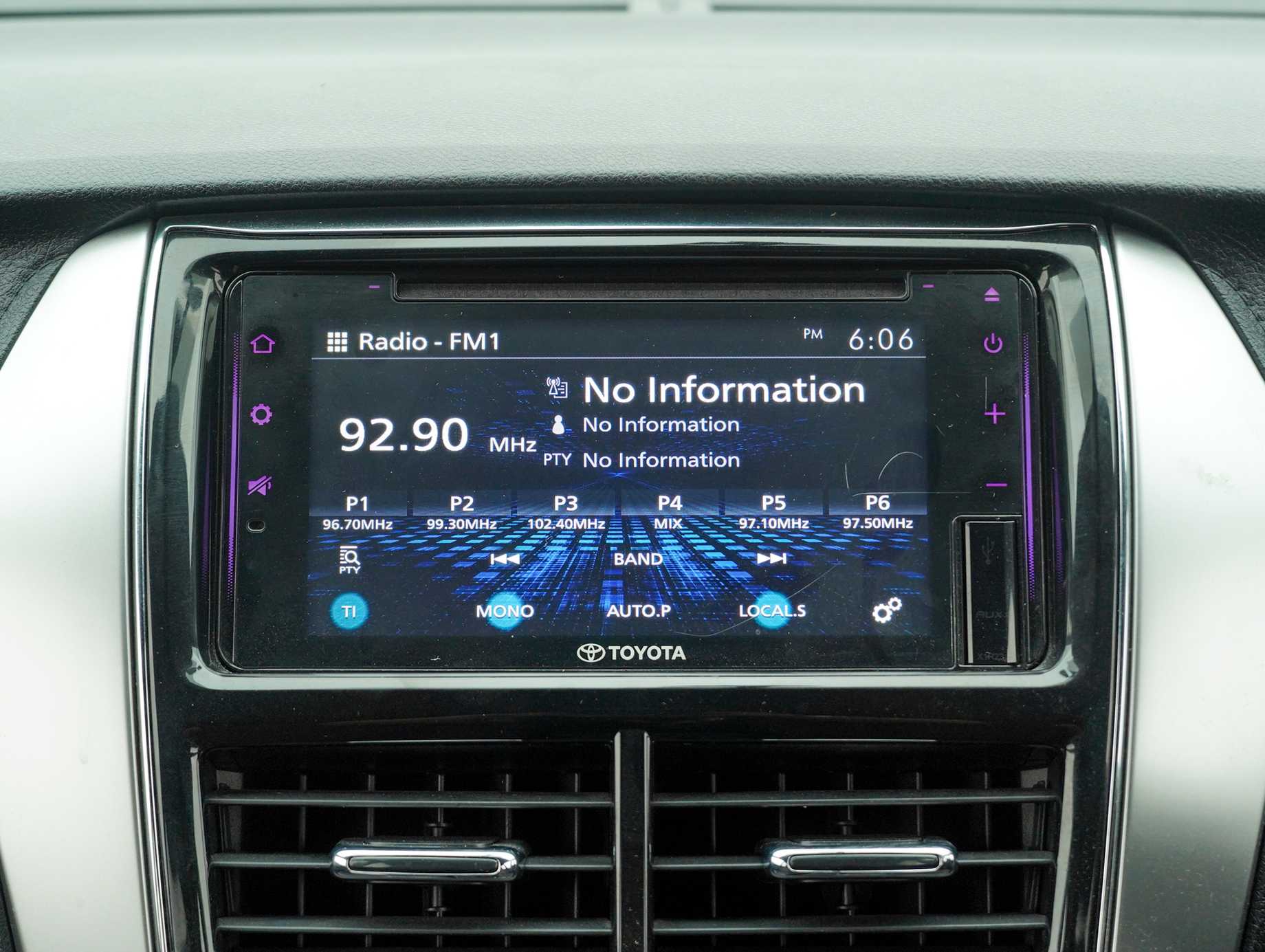 used 2019 Toyota Yaris E 1.5